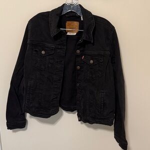 Levi's Women’s Classic Black Cropped Jean Jacket / Size XL / Excellent Condition
